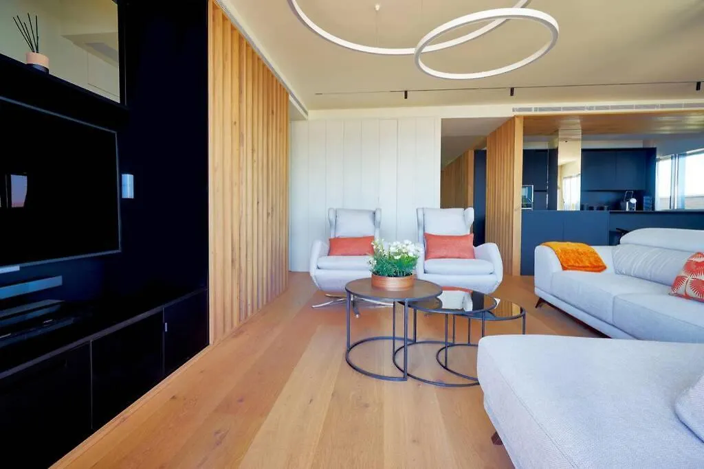D&R Penthouse On The Beach Apartment Malaga